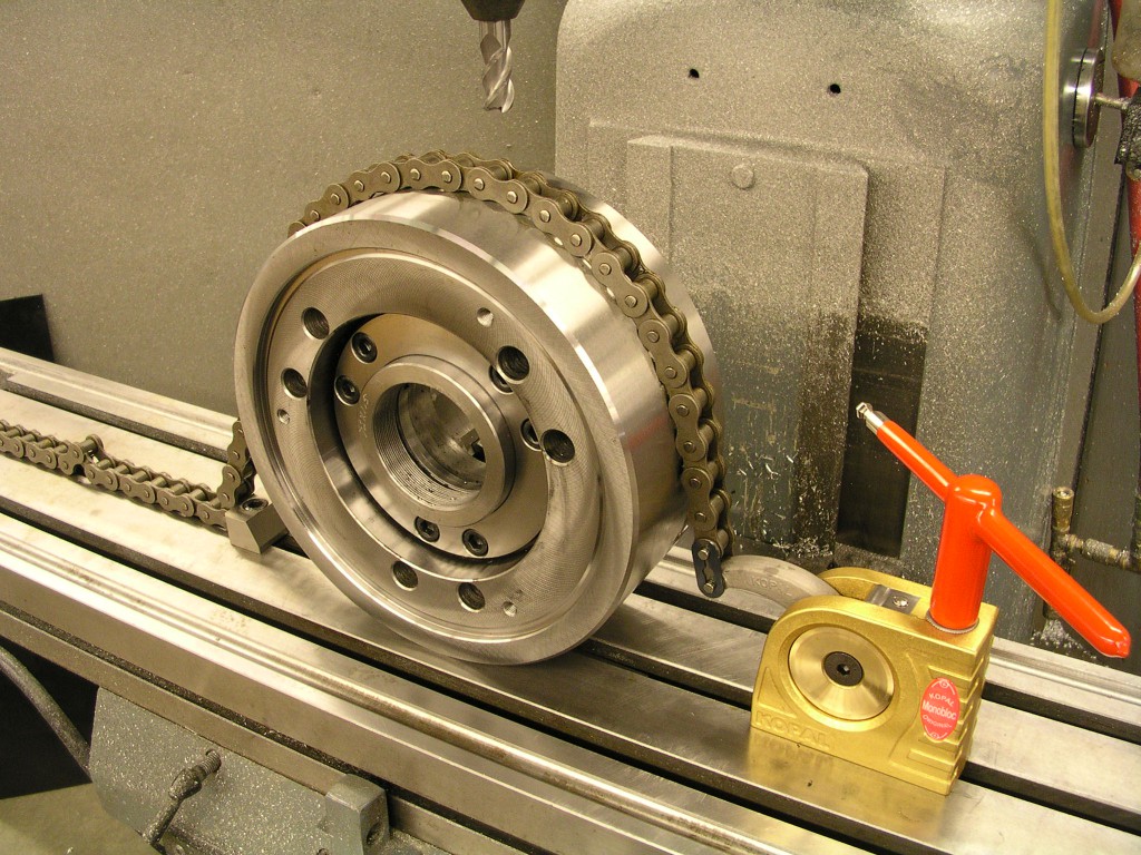 Kopal® MonoBloc Chain Clamps MiteeBite Products LLC.